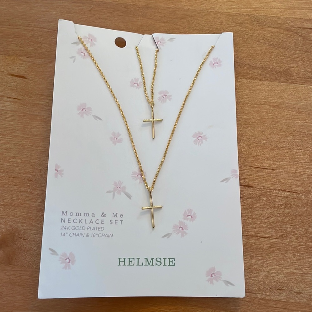 Helmsie Momma & Me Cross Necklace Set